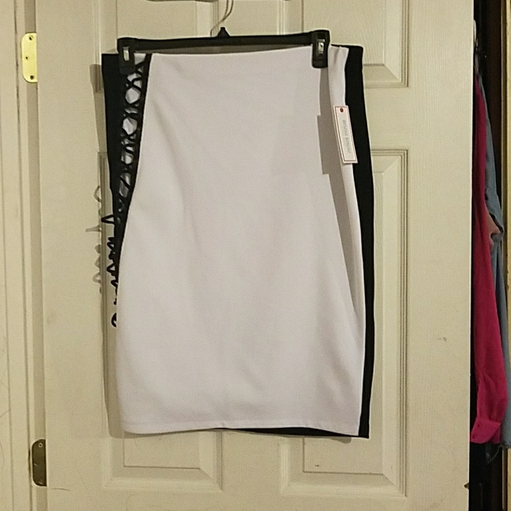 Bisou Bisou pencil skirt